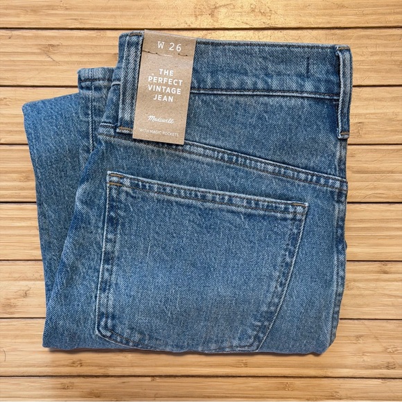 Madewell NWT Light Wash Denim Jeans - Picture 3 of 9